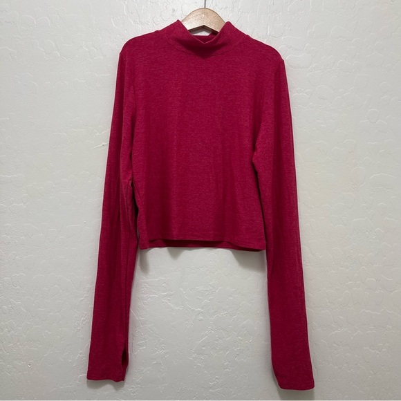 Beyond Yoga Moving On Long Sleeve Mock Neck Crop Top Size S - Picture 1 of 8